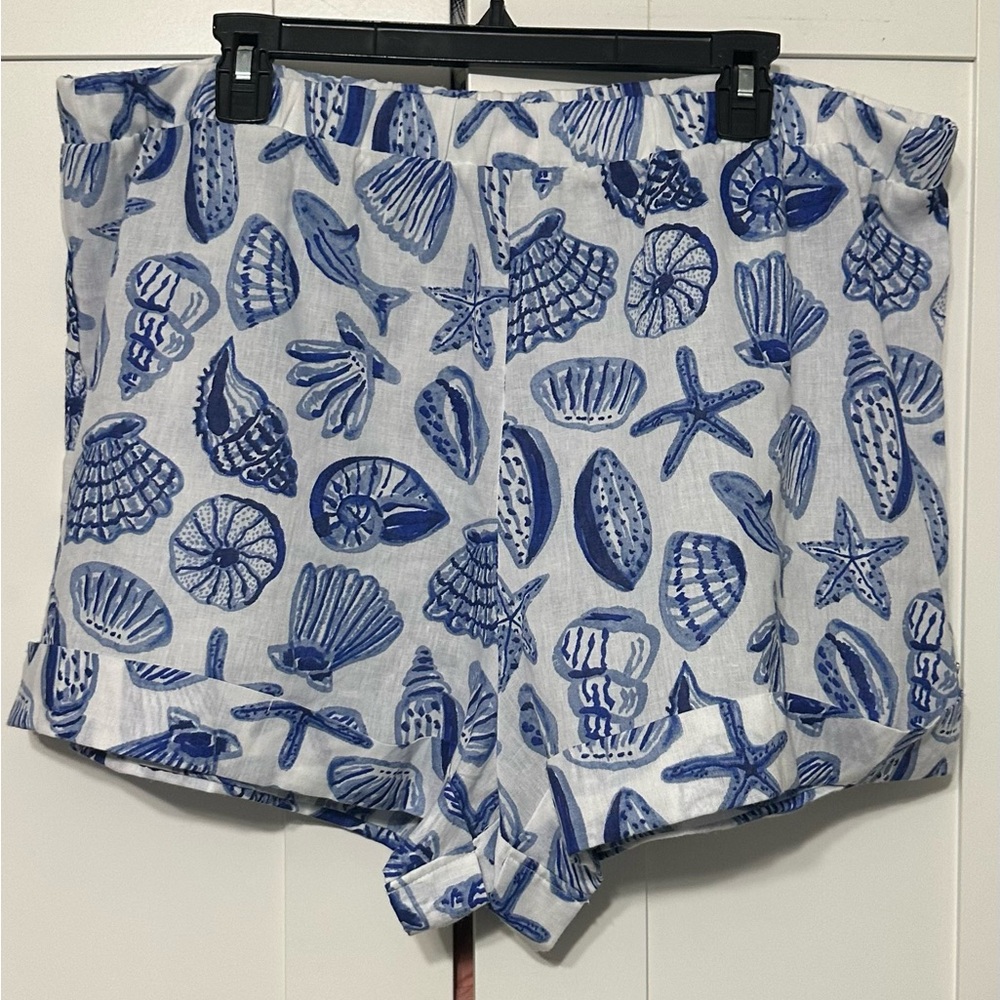 Adore Me Blue and White Seashell Print Shorts